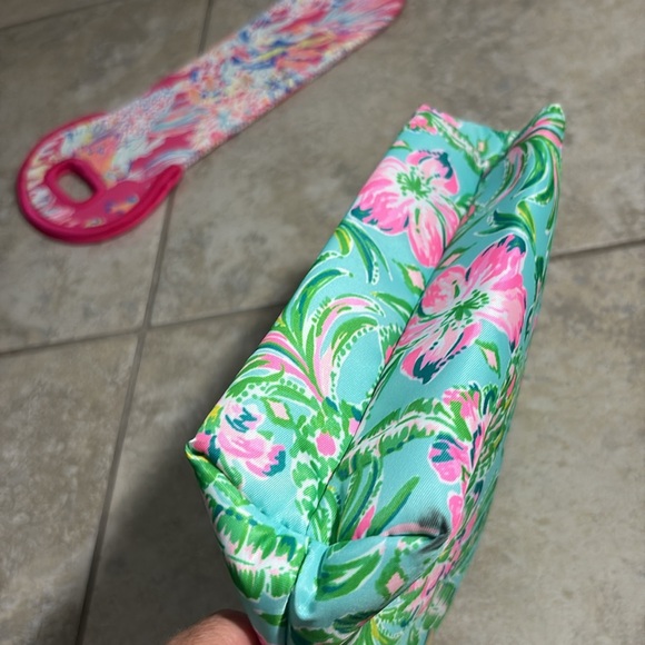 Lilly Pulitzer Coral Summer Beach Neoprene Wine Tote & Pouch Bag - Picture 11 of 13
